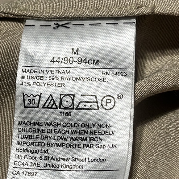 Banana Republic Classic SILVER CREAM V BACK TOP WOMEN SIZE M - Picture 8 of 8